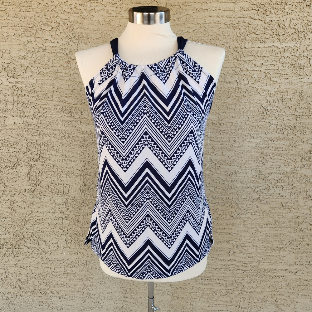 Colada Chevron pattern strap blouse